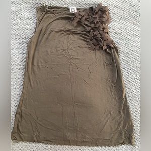 Anne Kline brown sleeveless top with leaf/petal detail XL. EUC